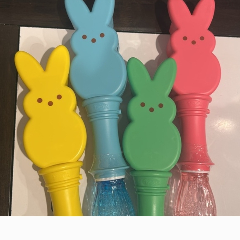 Pick One Colorful Bunny-Shaped Bubble Wands & Light Up New - Picture 5 of 5